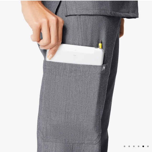 Figs Kade Cargo Scrub Pants Graphite Grey Sz Medium - Picture 3 of 14